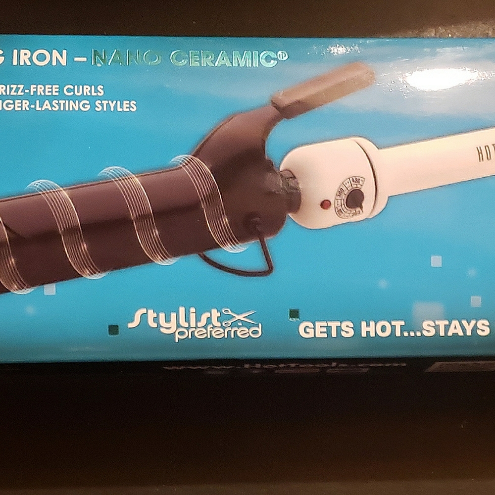 Hot Tools 1 1/4 inch ceramic curling iron